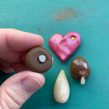 The Breastfeeding Magnet Set