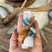 The Goddess’s Crystal: White Selenite (Elevate your Spirit)