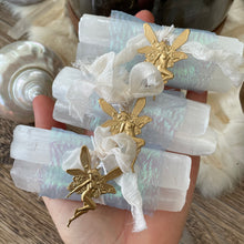 The Goddess’s Crystal: White Selenite (Elevate your Spirit)