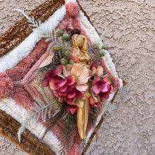 Wonder Weaving: The Fertility Goddess of Love & Life~